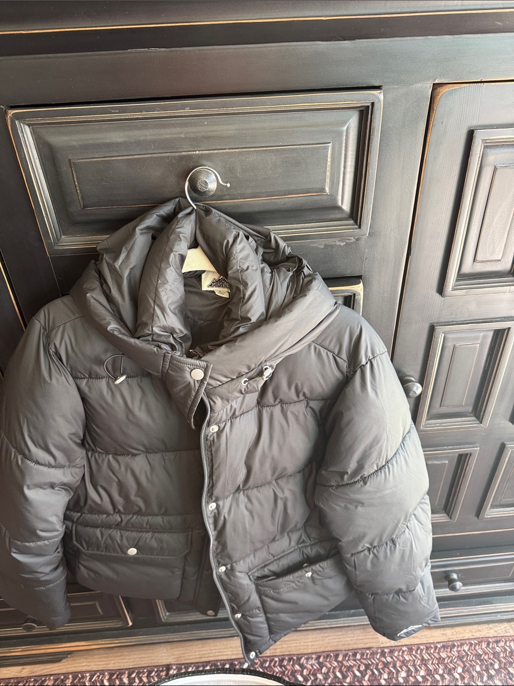 Women's Black Puffy Hooded Coat